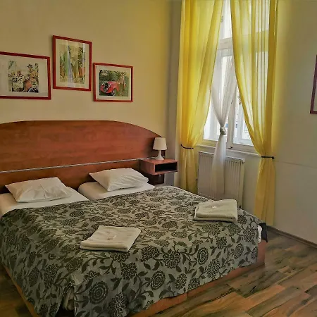 Auspicie 3* Praga