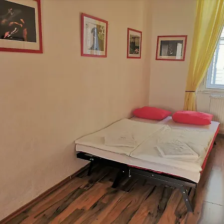 Hotel apartamentowy Auspicie Praga