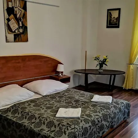 Hotel apartamentowy Auspicie Praga