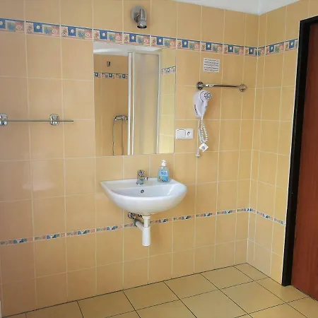 Hotel apartamentowy Auspicie 3*